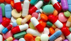 واردات بیش از ۳۰۰۰ تن دارو در سال‌ جاری