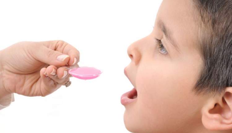 دارو‌های ضد سرفه و درمان سرماخوردگی که کودکان نباید به آن‌ها لب بزنند