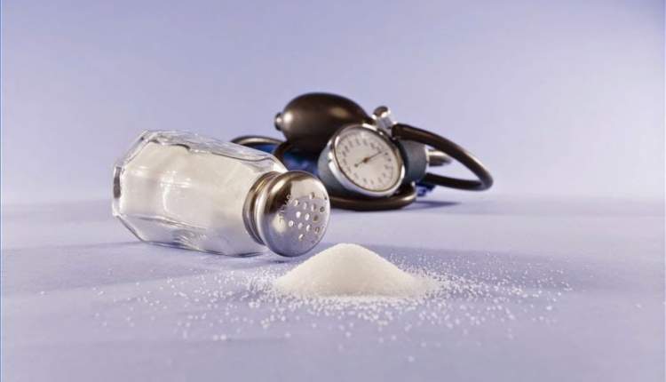 نمک ضربان قلب را نامنظم می کند