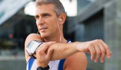 کاهش ۵۰‌ درصدی خطر حمله قلبی در افراد سالم با ورزش