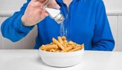 خطر بروز سرطان معده با مصرف بالای نمک 68 درصد افزایش می یابد