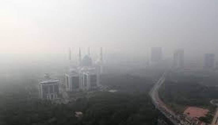 آلودگی هوا و تعطیلی بیش از ۴۰۰ مدرسه در مالزی