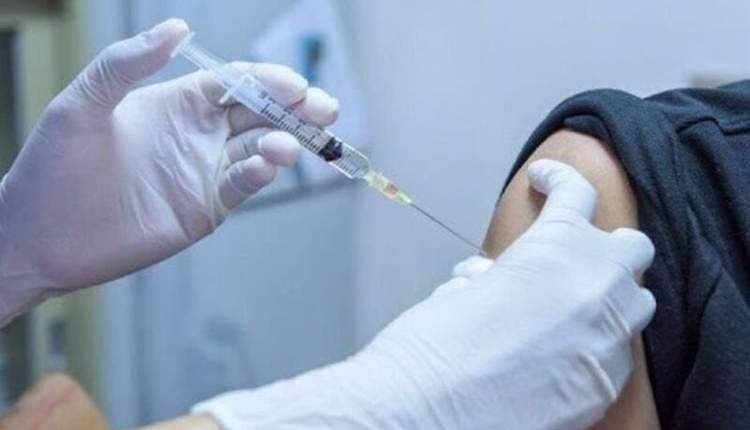 واکسیناسیون معلمان و اساتید علیه کرونا از مرداد