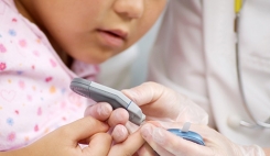 درباره علائم وکنترل دیابت کودکان بیشتر بدانیم
