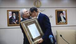 وزیر سابق و سرپرست جدید وزارت بهداشت در یک قاب  <img src="/images/picture_icon.gif" width="16" height="13" border="0" align="top">