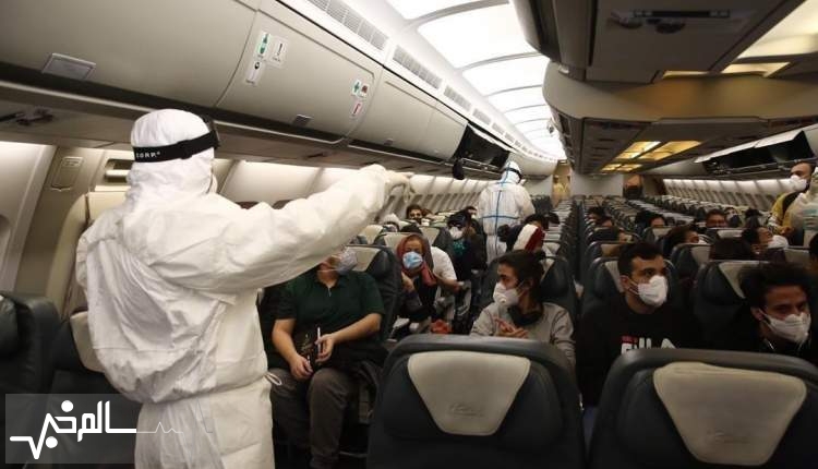 از هواپیمای ایرانی حامل دانشجویان ایرانی از چین هیچ غیرایرانی پیاده نشد