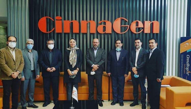 بازدید مشاور مقام رهبری از سیناژن