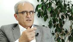 هر ماه ۱۰۰میلیون یورو دارو و تجهیزات پزشکی وارد کشور می‌شود