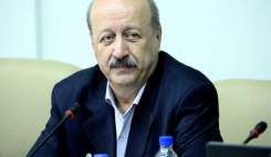 در حال حاضر باید تهیه‌ی واکسن مهم‌تر از هر موضوع و طرح دیگری باشد