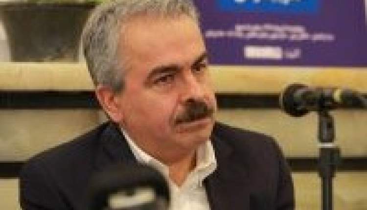 ترغیب بیمار به مصرف داروهای تولید داخل با ایجاد کمبود برندهای خارجی ناصحیح است