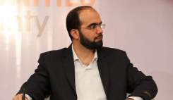 باید با تولیدکنندگان مواد اولیه دارویی زیاده‌خواه برخورد شود