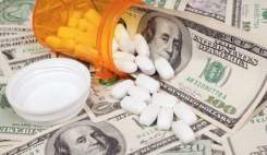 زمان تغییر سیاست تخصیص ارز دولتی به مواد اولیه دارویی رسیده است