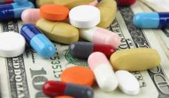 تخلف یک سری افراد در ارز ترجیحی دارو آشکار است