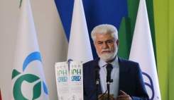 شعار زیاد می‌دهیم اما از پس آن برنمی‌آییم