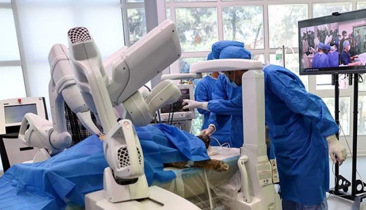 ایران در جراحی با ربات ۲۰ سال از دنیا عقب است