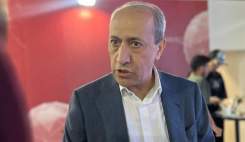 دولت، صنعت دارویی کشور را سرمایه ملی ببیند، نه هزینه