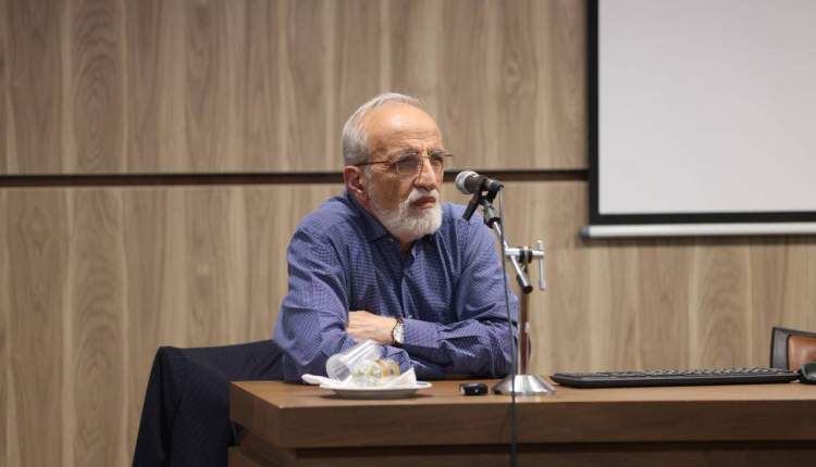 ورود و ادغام طب سنتی در دانشگاه، خیانت به علم پزشکی است