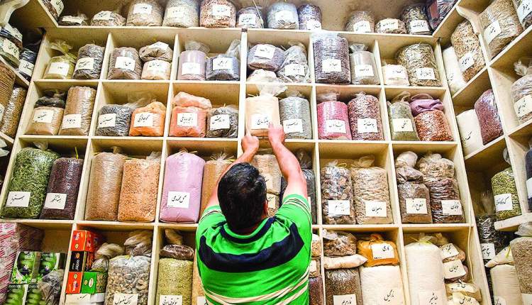  عطاری‌ها حق ورود به درمان و فروش داروهای ترکیبی ندارند