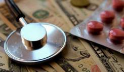 کنترل نوسانات ارزی تجهیزات پزشکی برای جلوگیری از فشار هزینه به بیماران