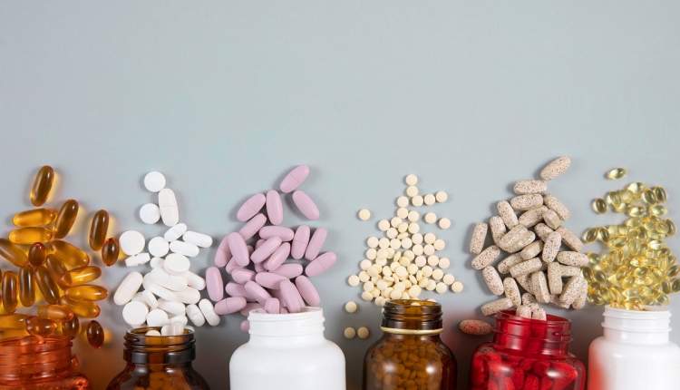 بازار و قیمت مکملها تحت کنترل است بازار و قیمت مکملها تحت کنترل است