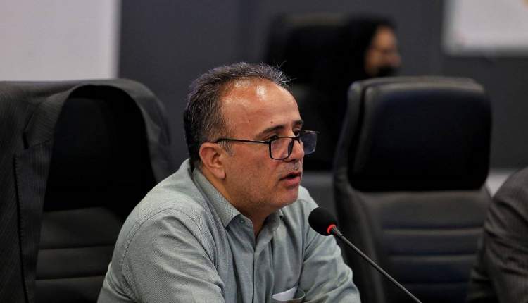 بانک مرکزی ارز دارو را تامین کرده و هیچ کمبود دارو و مواداولیه نداریم! بانک مرکزی ارز دارو را تامین کرده و هیچ کمبود دارو و مواداولیه نداریم!