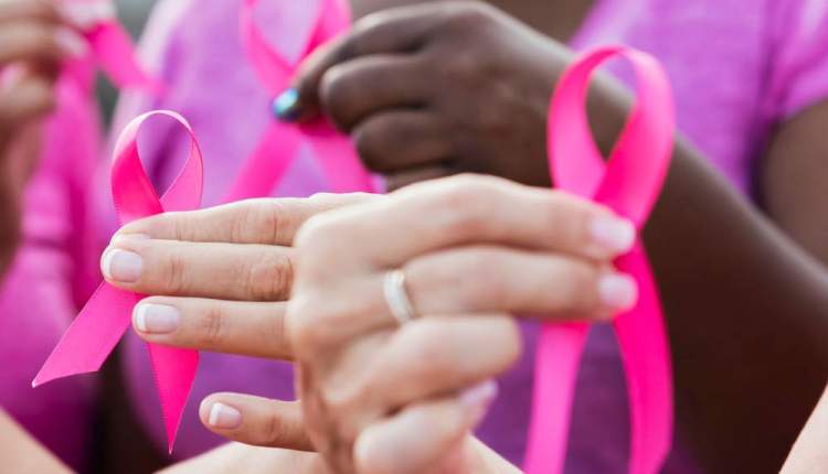 هرسال ۲۰ هزار بیمار جدید به سرطان پستان مبتلا میشوند هرسال ۲۰ هزار بیمار جدید به سرطان پستان مبتلا میشوند