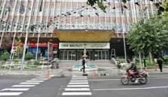 پزشکان از "بهشت" جا ماندند